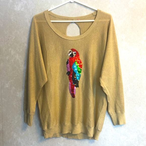 Unique sequined parrot sweater! 🦜 - Picture 1 of 7